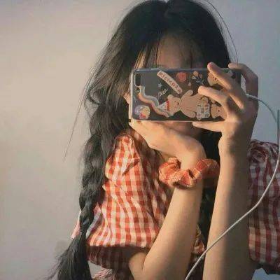 皇后一心混吃等死